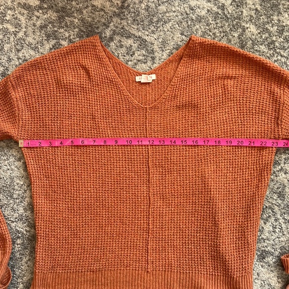 For Thee V-Neck Sweater - Picture 7 of 8